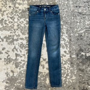 Blue Jeans Cat and Jack ultimate stretch skinny Jean